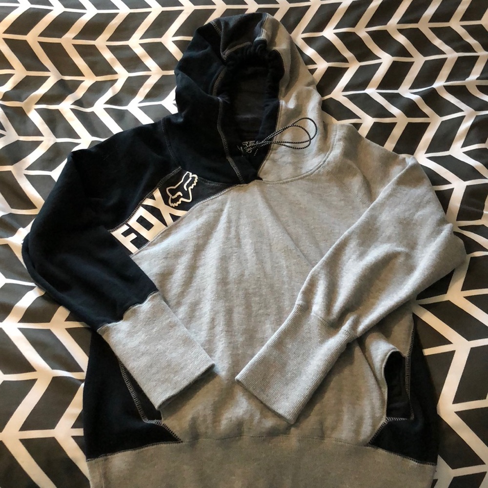 FOX sweatshirt